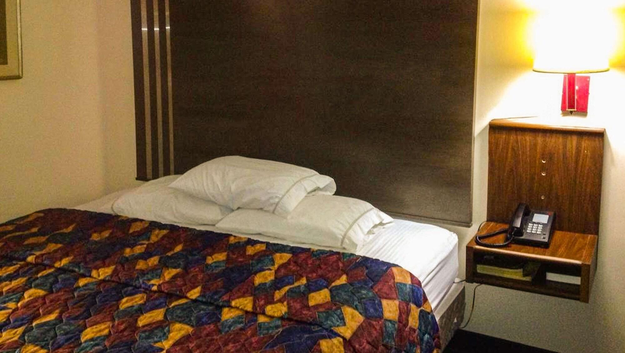 Classic Inn Early Bagian luar foto